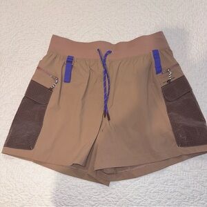 Lululemon Cargo High Rise Hiking Shorts